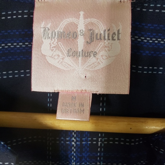 Romeo And Juliet Couture Plaid 3/4 Button Down Top - Picture 5 of 7
